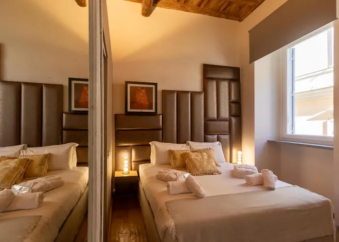 Fontana Di Trevi Luxury Apartment *